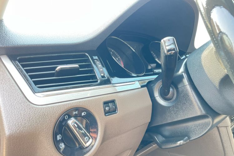 Used Volkswagen Bora 2014 1.6L Manual Comfort Model
