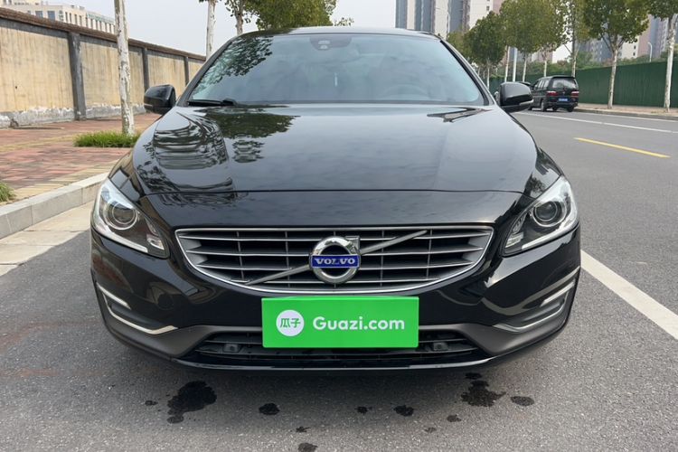 Used Volvo S60 2015 S60L 2.0T Zhiyuan Edition