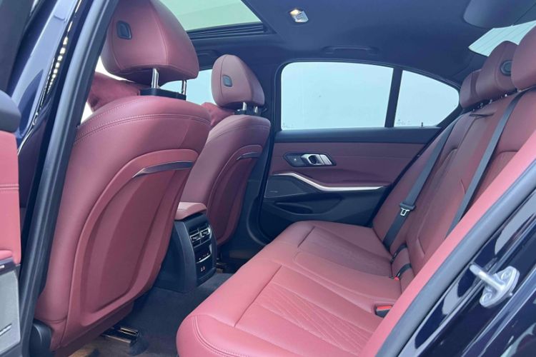 Used BMW 3 Series 2024 325i M Sport Night Edition Package
