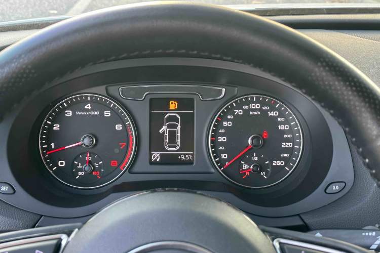 Used Audi Q3 2018 30th Anniversary Edition 35 TFSI Fashion Model
