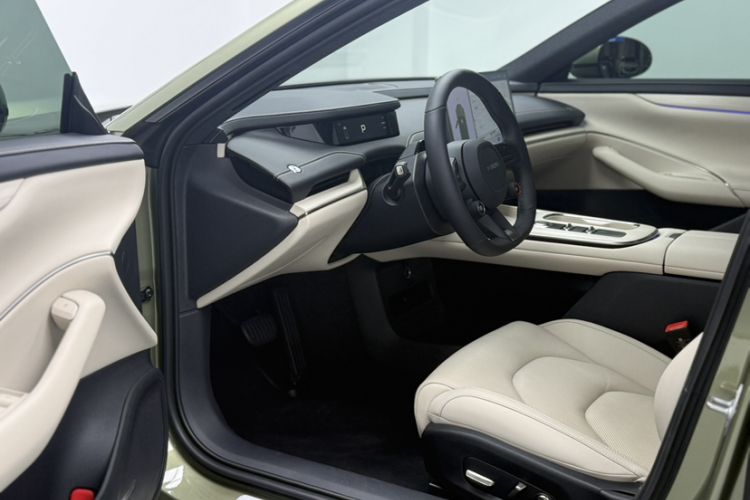 Used  SU7 2024 Rear-Drive Ultra-Long Range Advanced Pro-Level Intelligent Driving Version
