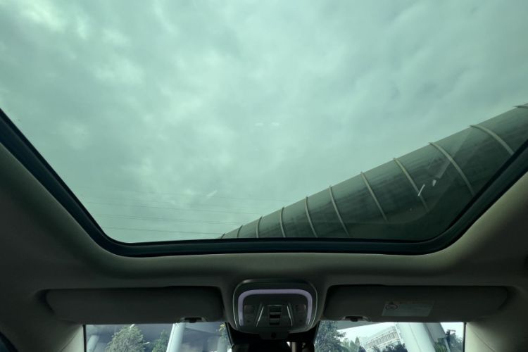 Used BYD Tang New Energy 2018 DM 2.0T All-Wheel Drive Smart Connect Elite 7-Seater China V Emission Standard