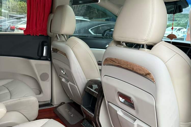 Used Buick GL8 2017 25S Luxury Version China V Standard
