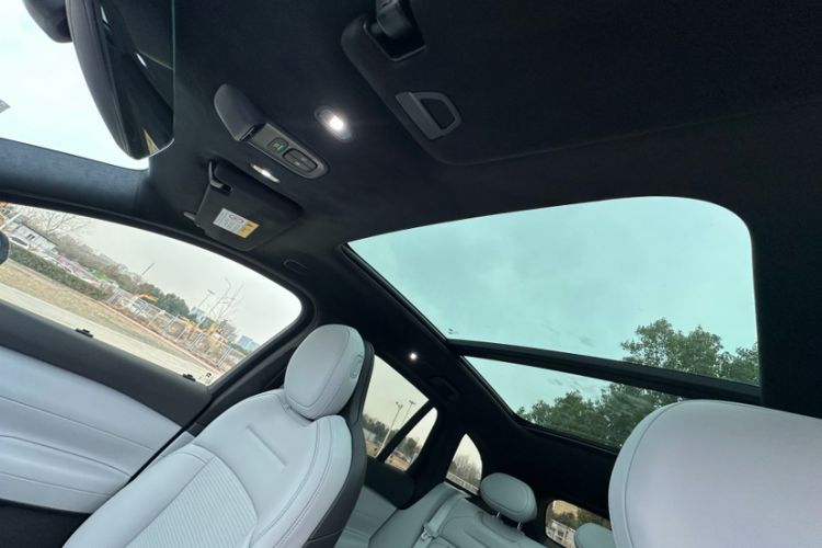 Used Nio ES6 2024 75 kWh
