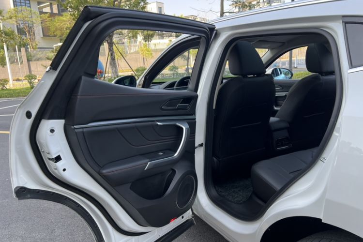 Used Wey VV5 2019 1.5T Two-Wheel Drive Smart Pioneer
