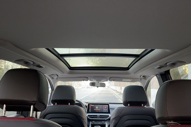 Used SAIC MAXUS EUNIQ 5 2020 Flagship Version with Large Battery 7 Seats
