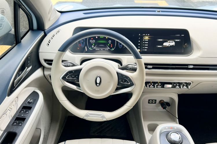 Used ORA Good Cat 2022 400km Standard Range Luxury Version Lithium Iron Phosphate
