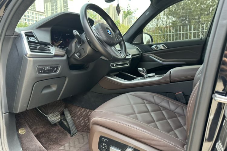 Used BMW X5 2022 Restyled xDrive 40Li M Sport Package