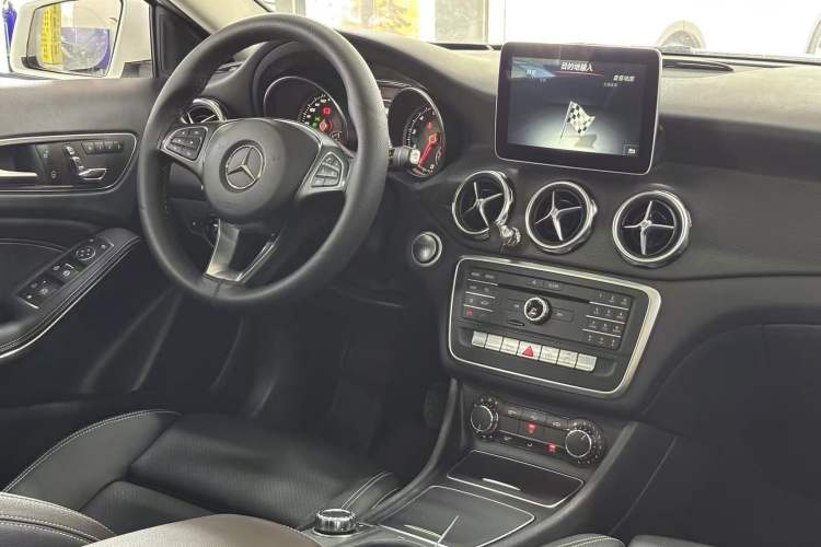 Used Mercedes-Benz GLA 2017 GLA 200 Sport Edition
