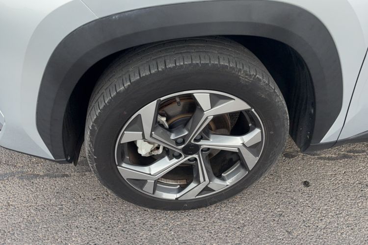 Used Geely Auto FX11 2023 1.5TD DCT Prestige Edition
