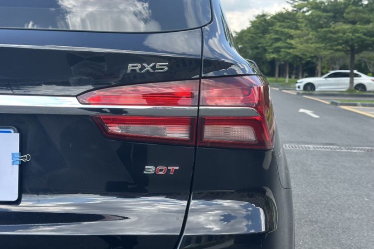 Used Roewe RX5 2018 30T Two-Wheel Drive Automatic Internet Platinum Edition
