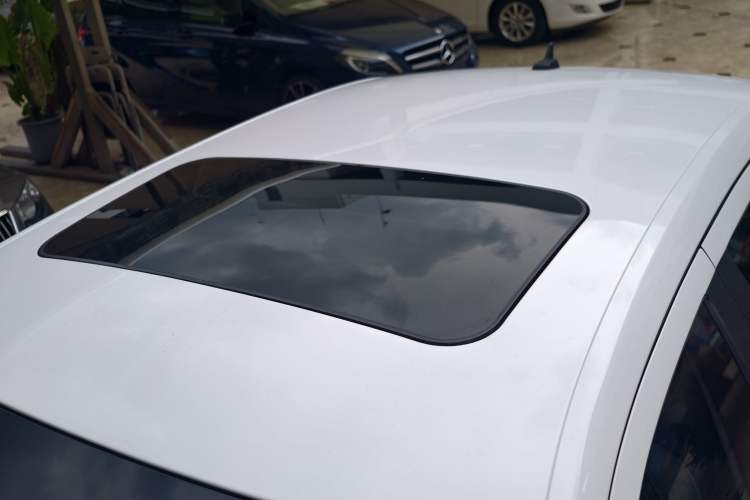 Used Volkswagen Lavida 2017 230TSI DSG Comfort Edition
