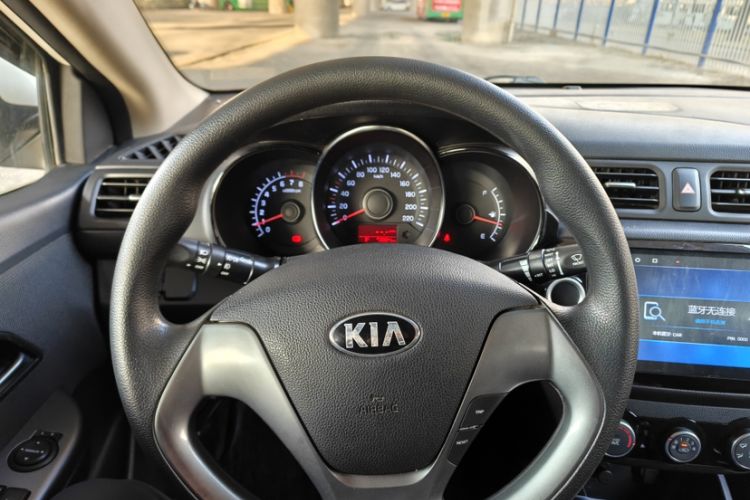 Used Kia K2 2015 Sedan 1.4L MT GLS