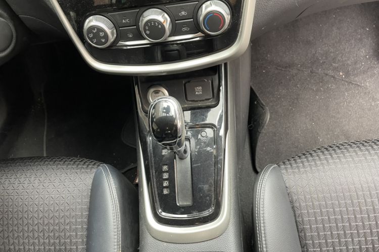 Used Nissan Tiida 2016 1.6L CVT Cool Dynamic Edition
