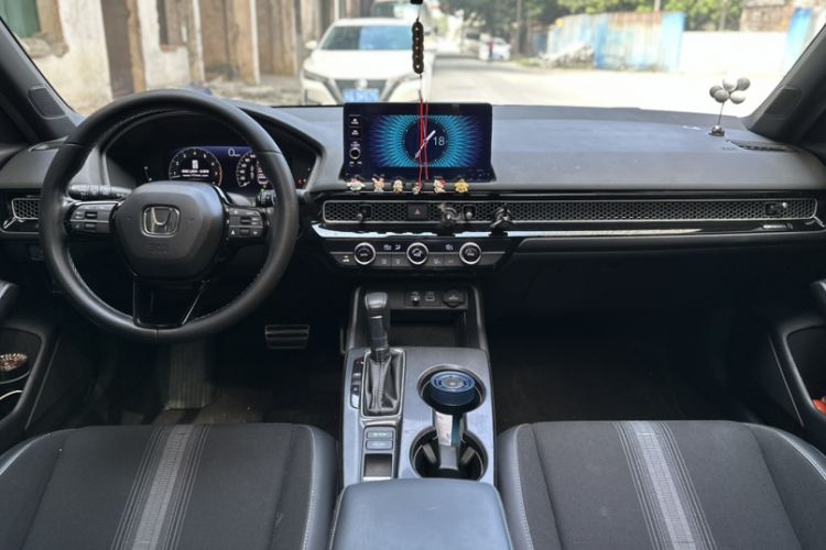 Used Honda Civic 2022 240TURBO CVT Dynamic Edition
