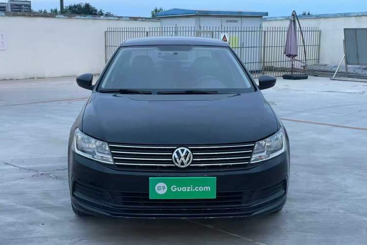 Used Volkswagen Lavida 2015 1.6L Automatic Fashion Edition