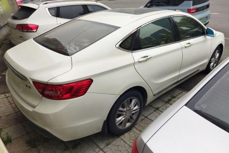 Used Geely Auto Emgrand GT 2015 2.4L Luxury Model
