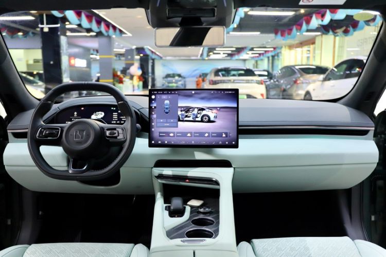 Used Zeekr 001 2025 WE Edition 100 kWh Rear-Wheel Drive
