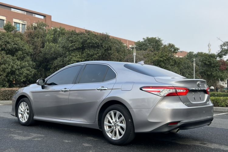 Used Toyota Camry 2021 2.0G Luxury Edition