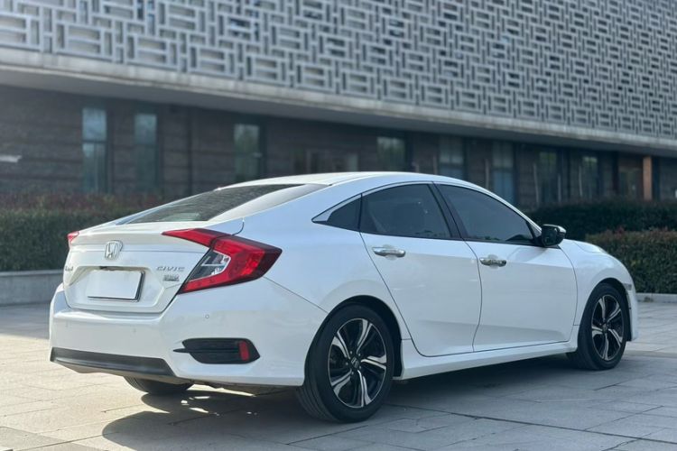 Used Honda Civic 2016 220TURBO CVT Prestige Edition