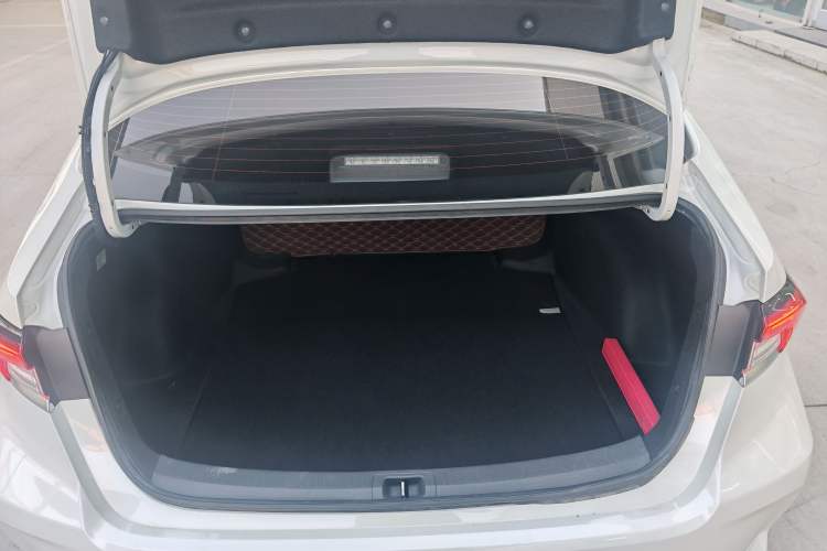 Used Toyota Corolla 2021 Dual-Motor 1.8L E-CVT Elite Edition