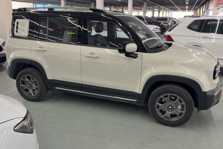 Used Baojun Spark EUV 
