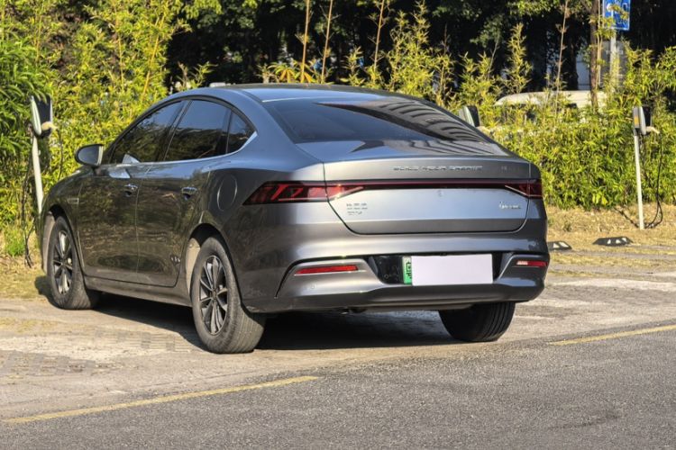 Used BYD Qin PLUS 2024 HONOR Edition DM-i 55KM Leading Model
