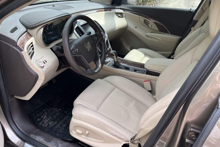 Used Buick LaCrosse 2013 2.4L SIDI Leading Comfort Version
