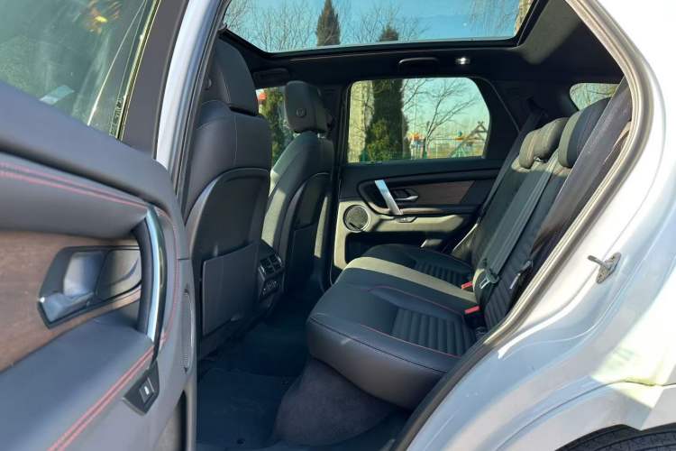 Used Land Rover Discovery Sport 2021 249 PS R-Dynamic S Performance Edition
