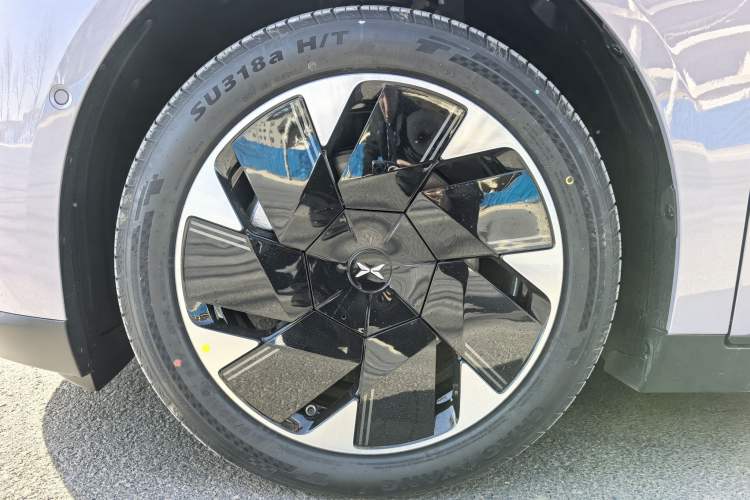 Used XPeng MONA M03 2025 600 with Ultra-Long Range Max
