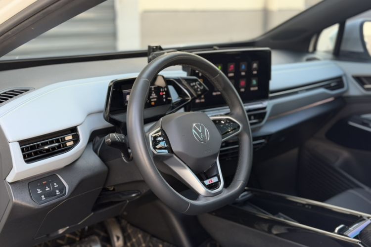 Used Volkswagen ID.4 X 2024 Pure & Smart Edition