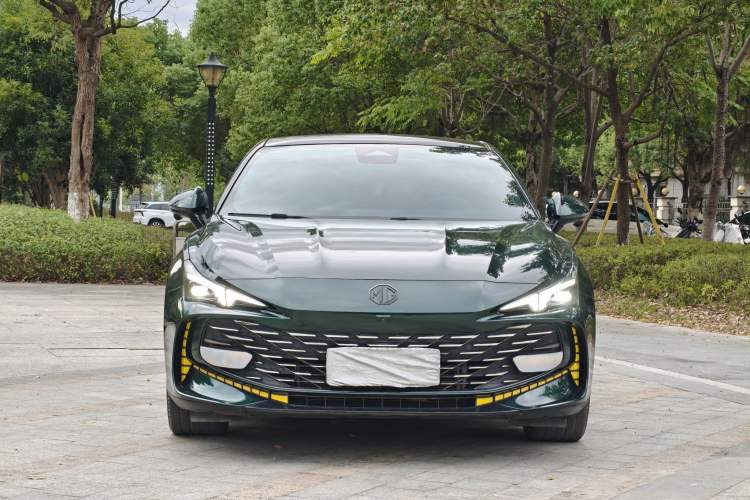 Used MG 7 2023 2.0T Automatic Hunter Luxury Edition
