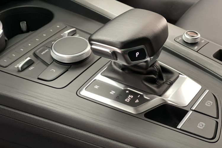 Used Audi A4L 2019 40 TFSI Ambition China VI
