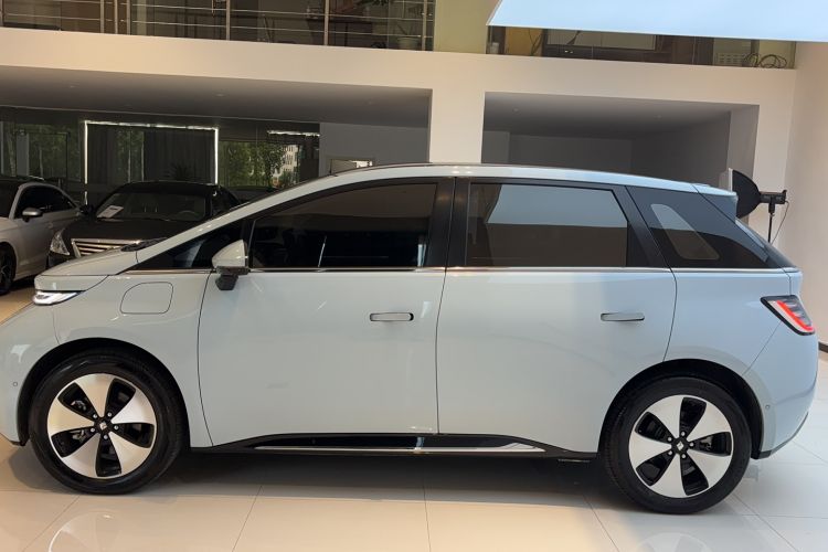 Used Baojun Cloud 2023 460 Max Lingxi Version
