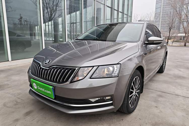Used Skoda Octavia 2018 1.6L Automatic Luxury Edition