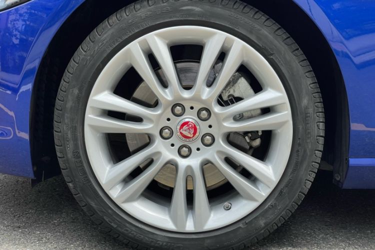 Used Jaguar XEL 2019 2.0T 200 PS Deluxe Edition
