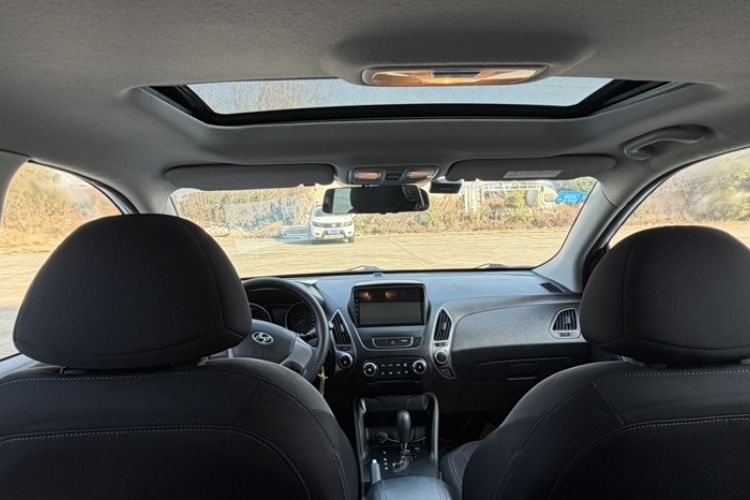 Used Hyundai ix35 2015 2.0L Automatic 2WD Comfort Edition China V Standard
