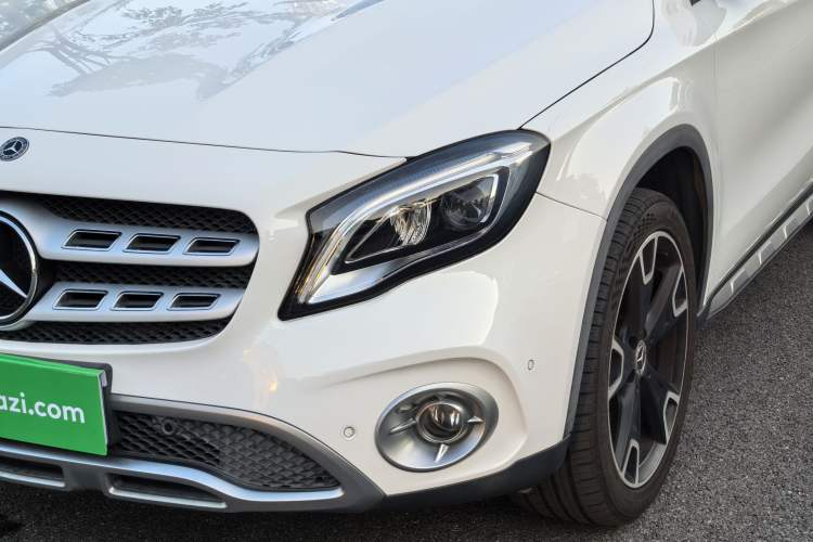 Used Mercedes-Benz GLA 2017 GLA 220 4MATIC Fashion Model