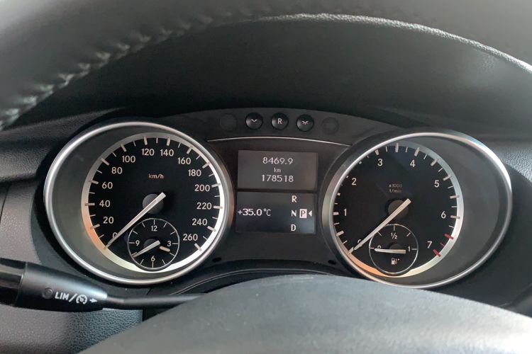 Used Mercedes-Benz R-Class 2014 R 320 4MATIC Business Model