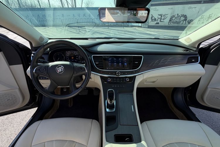 Used Buick LaCrosse 2022 Avenir Avia First Edition
