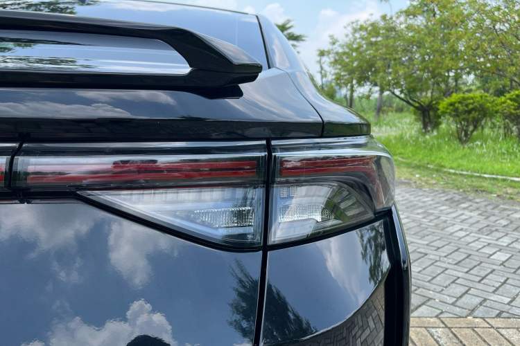 Used Dongfeng Aeolus Yixuan 2021 230T Automatic Dream-Chasing Rider Edition
