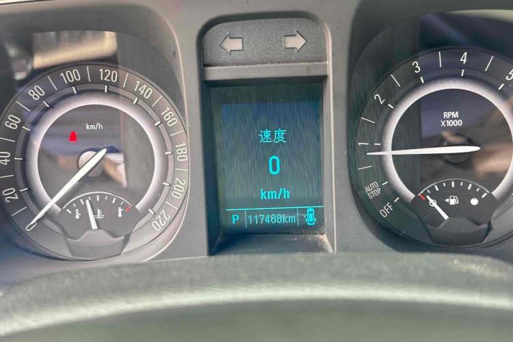 Used Buick GL8 2018 28T Luxury Model China VI Standard
