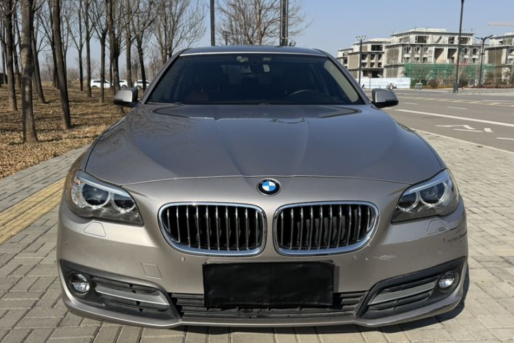 Used BMW 5 Series 2017 525Li Leading Model
