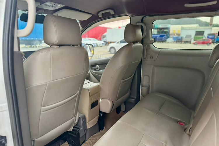 Used Nissan NV200 2016 Revised Version 1.6L Manual Luxury Edition
