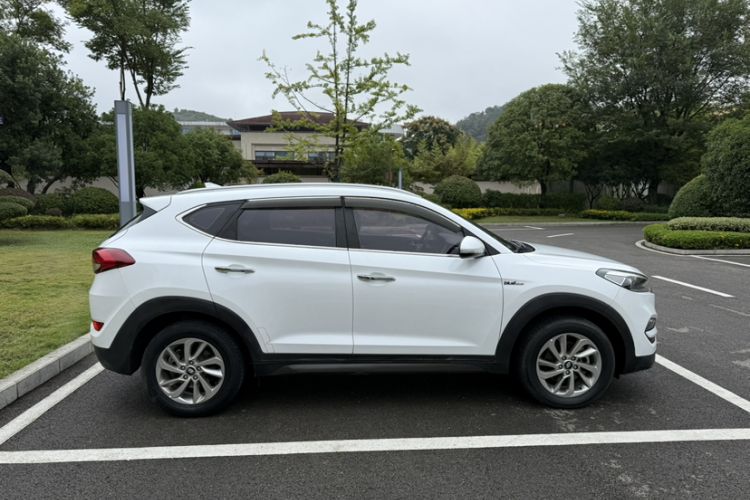 Used Hyundai Tucson 2015 1.6T Dual-Clutch Two-Wheel-Drive Smart Model

