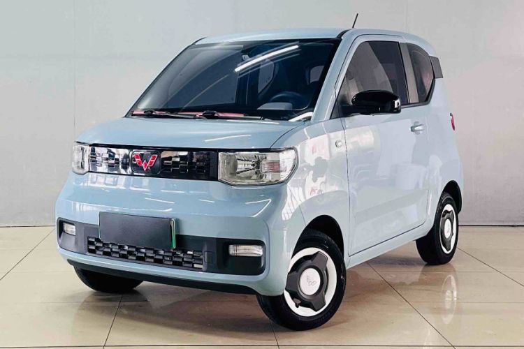 Used Wuling Hongguang MINIEV 2022 Easy Version Lithium Iron Phosphate
