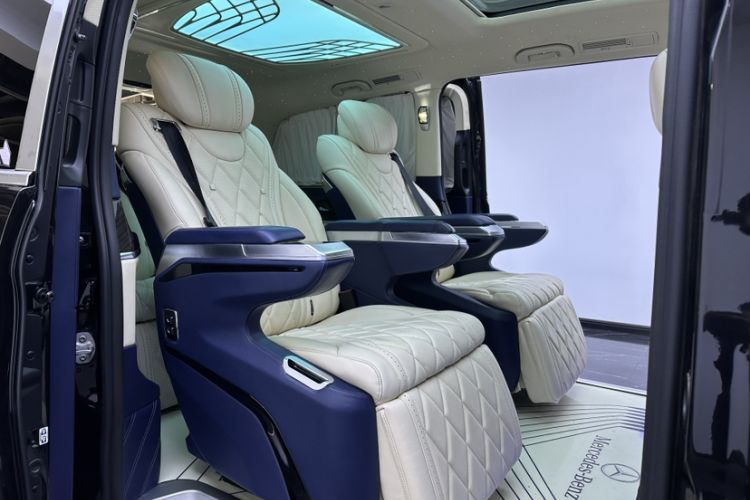 Used Mercedes-Benz V-Class 2018 V 260 Avantgarde Edition China V