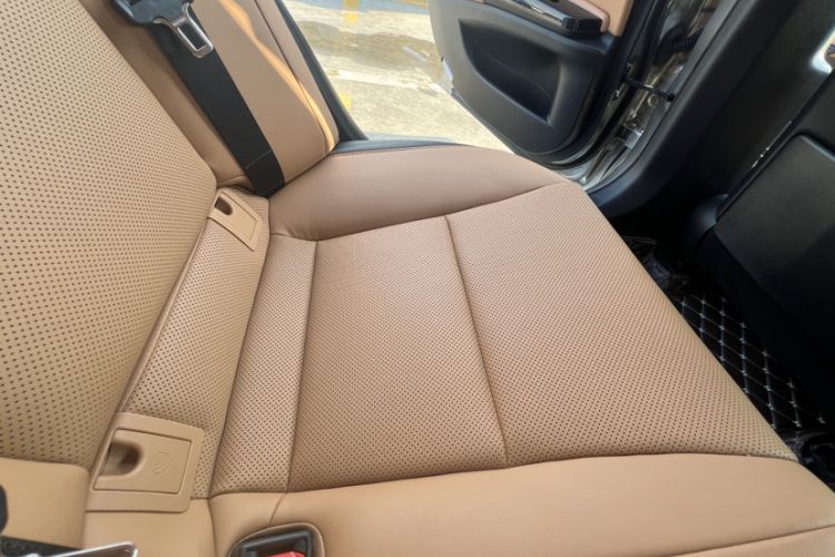 Used Lexus ES 2022 200 Excellence Edition
