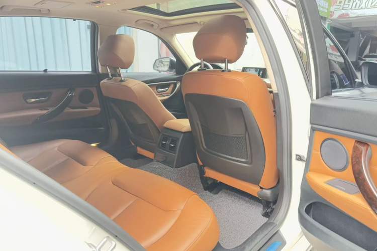 Used BMW 3 Series 2015 320Li Luxury Design Package Premium Edition
