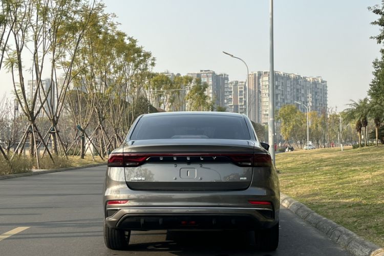 Used Geely Auto Emgrand 2022 4th Generation 1.5L CVT Luxury Model
